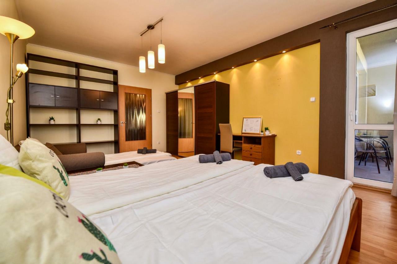 Apartament Cappuccino With Balcony And Free Parking