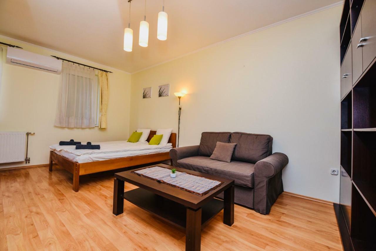 Apartament Cappuccino With Balcony And Free Parking Budapesta
